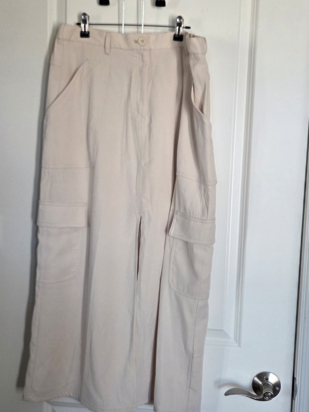 Max Studio Cream Maxi Skirt with Cargo Pockets
